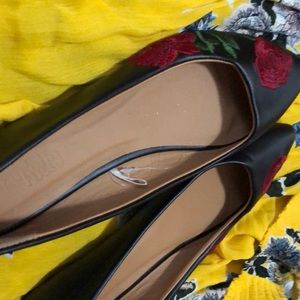 Rose embroider Charlotte Russe flats